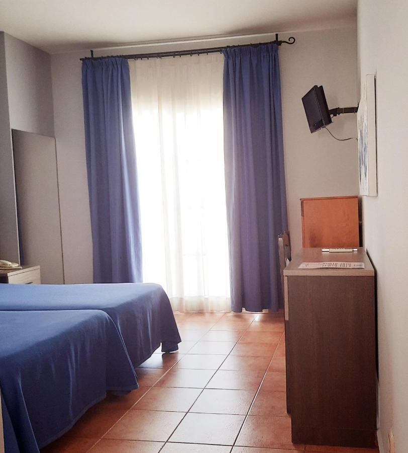 Hostal La Colonia Marbella Eksteriør billede